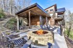 Fire pit & Pool area